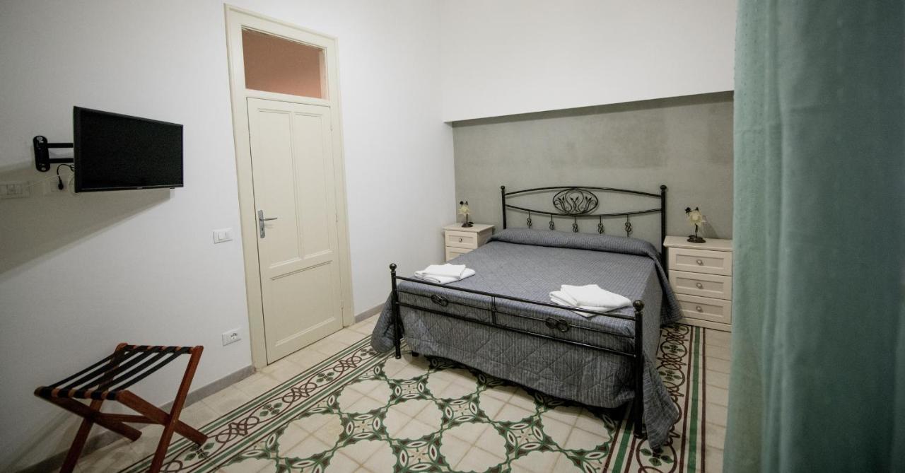 Staiti Apartments Trapani Buitenkant foto